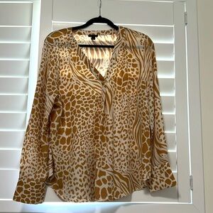 Ann Taylor giraffe print l/s top-size large